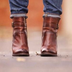 Frye Patty Riding Boots Redwood Size‎ 6.5 M brown leather booties